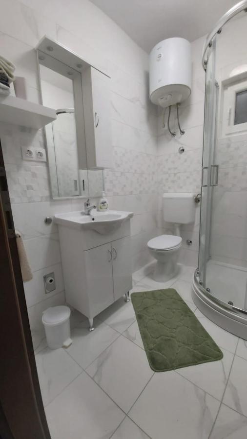 Apartments Nenad & Marija Pag Town Luaran gambar