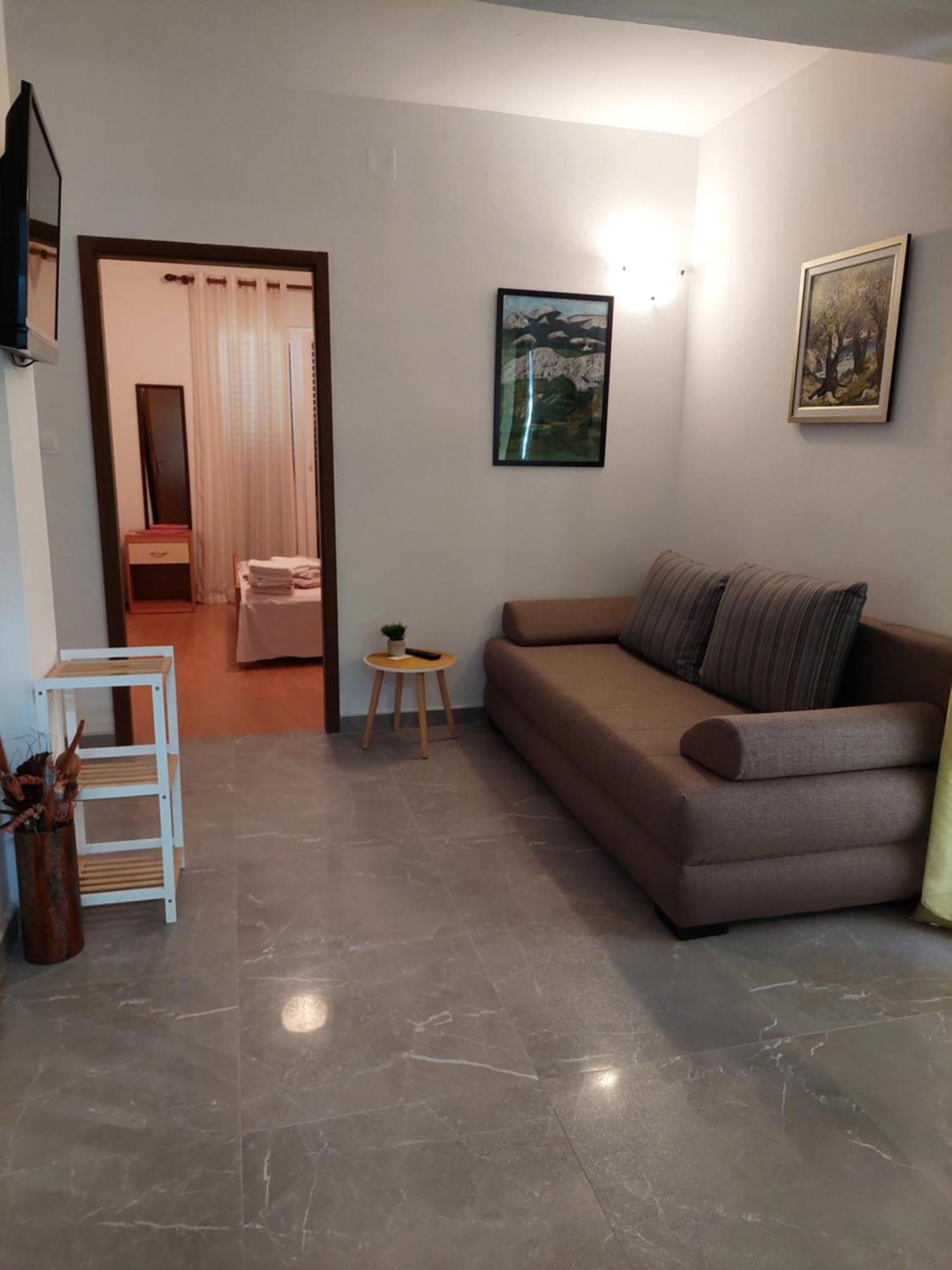 Apartments Nenad & Marija Pag Town Luaran gambar