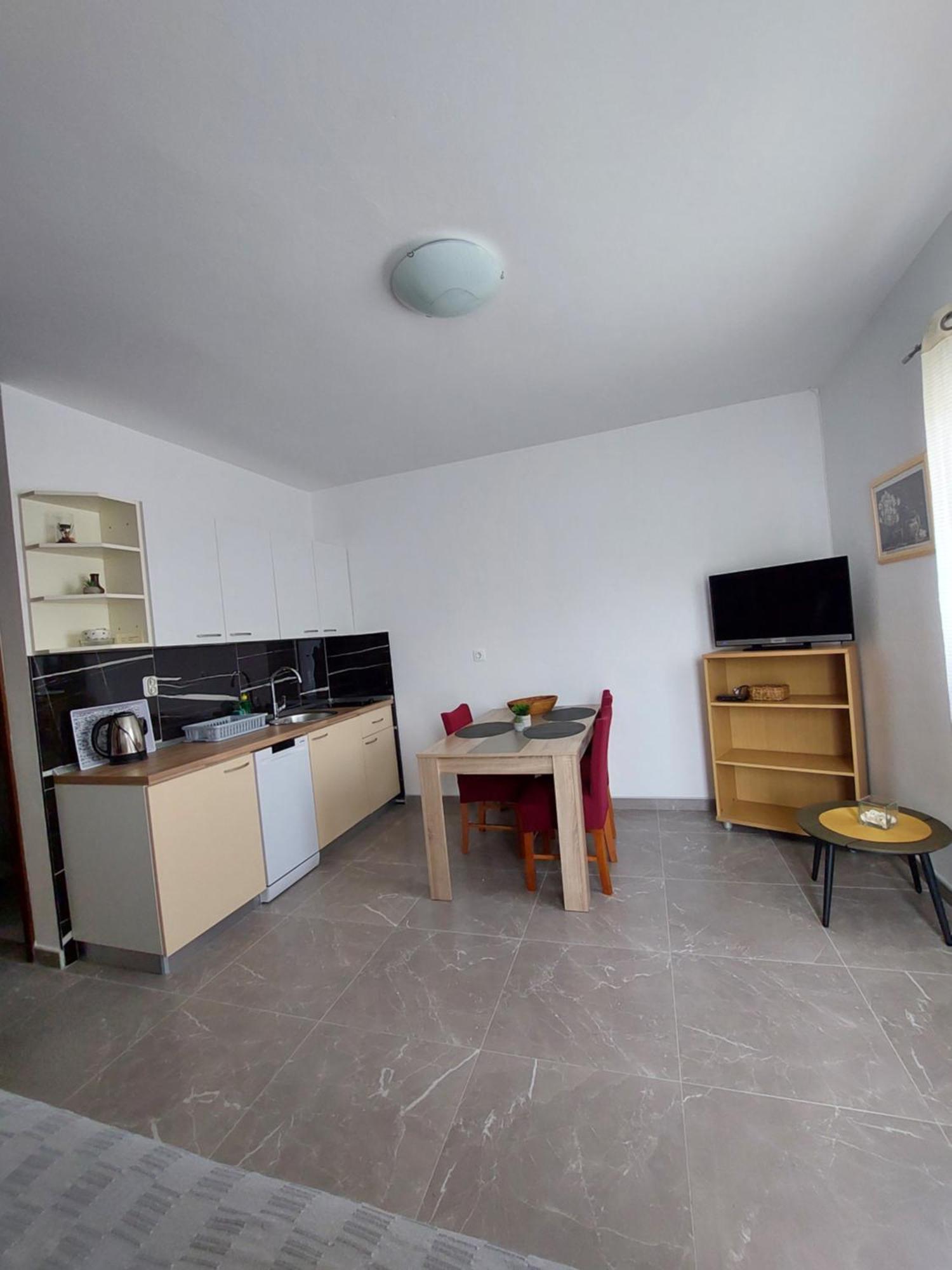 Apartments Nenad & Marija Pag Town Luaran gambar