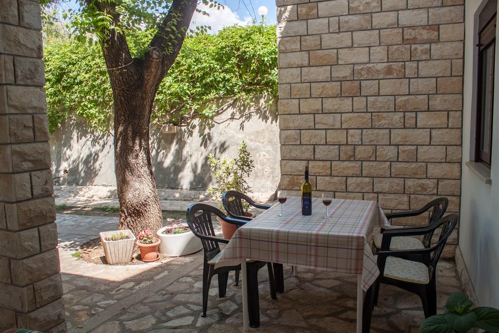 Apartments Nenad & Marija Pag Town Luaran gambar